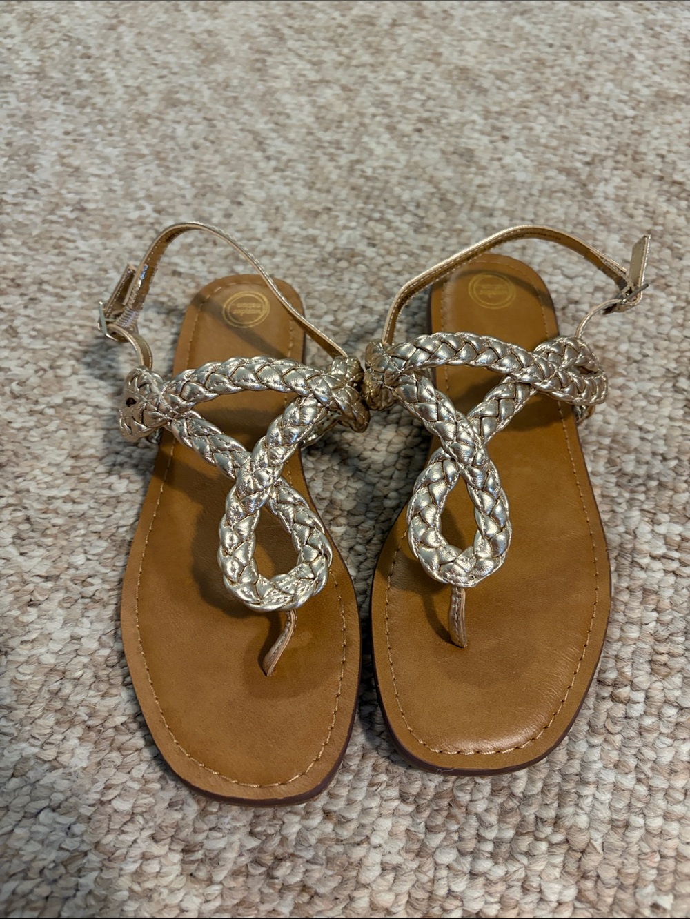 Girl’s Metallic Braided Thong Sandals - Gold size 3